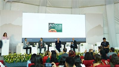 cop27.. وزيرة البيئة تسلم جوائز مبادرة Africa Grows Green لمعالجة تغير المناخ | صور 