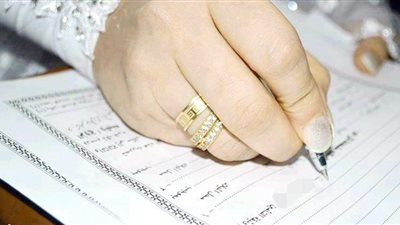 رئيس صندوق المأذونين عن واقعة شهادة أم العروسة على عقد قران ابنتها: الزواج باطل