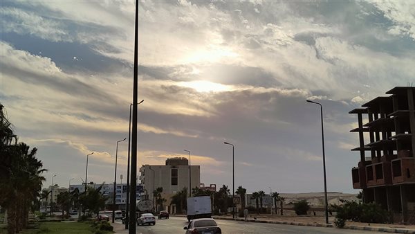 سحب منخفضة وغيوم