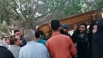 تشييع جثمان دليفري المحلة بعد غيبوبة 20 يوما بالمستشفى | بث مباشر 