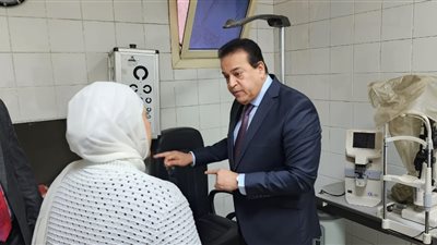 وزير الصحة يوجه بتوفير المستلزمات الطبية والأجهزة الحديثة لمركز طبي شيراتون