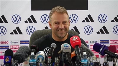 فليك يتراجع عن انتقاد قطر.. ويؤكد: كأس العالم منظمة بشكل رائع