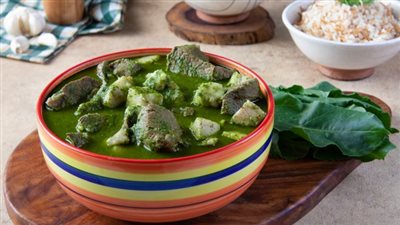  كيف يطبخ القلقاس بالسلق؟.. وصفتين الأخيرة بالفراخ