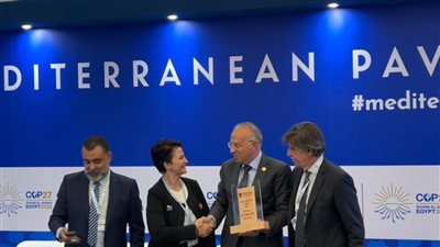 وزير الري يتسلم جائزة عالمية من الاتحاد الأوروبي لبحثه حول الترابط بين المياه والطاقة والغذاء