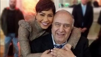 كواليس تنازل الفنانة شيرين في بلاغين ضد والد زوجها حسام حبيب