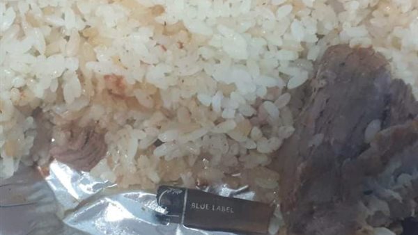 سيجارة في وجبة العذاء