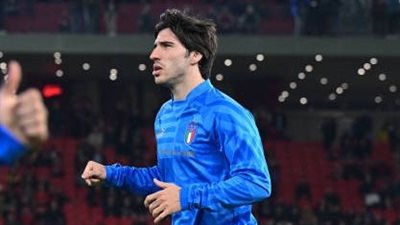 تونالي يتعرض لإصابة خطيرة مع منتخب إيطاليا