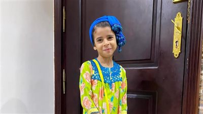 بسبب الزي الفلاحي.. طفلة تتعرض للتنمر في حفلة تنكرية بالمدرسة..والأم تكشف الكواليس 