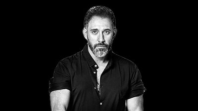 هذا المغني يسرق ألحاني.. مش هقف مع حد تاني من الوسط الفني.. وأعشق صوت أنغام.. أبرز تصريحات عمرو مصطفى