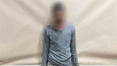 ضبط شخص يسرق هواتف محمولة من مساكن بدر: بكسر الباب وببيعهم برخص التراب