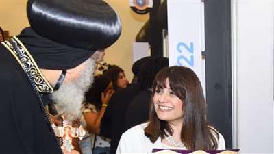 في ذكرى تنصيبه.. وزيرة الهجرة للبابا تواضروس الثاني: باسم كل المصريين بالخارج كل عام وأنت بألف خير