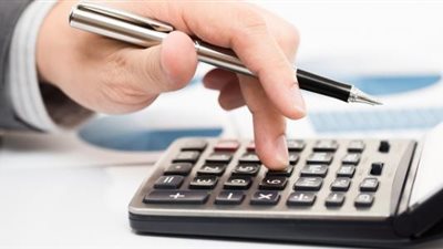 خبراء الضرائب: 6 مقترحات لحل أزمة المصانع المتعثرة