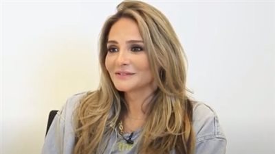 سالي شاهين: كان نفسي أكون مخرجة سينما وأهلي رفضوا.. وتشرفت بمحاورتي عمر الشريف