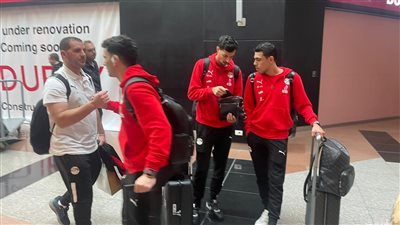 منتخب مصر يصل القاهرة بعد الفوز وديًا على بلجيكا بالكويت