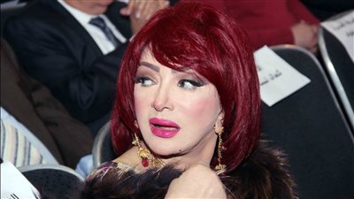 نبيلة عبيد عن تكريمها في مهرجان أسوان لسينما المرأة: سعادتي كبيرة.. وتابعته من أول دورة