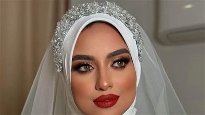 البلوجر نادية الخولي تتعرض لانتقادات واسعة خلال حفل زفافها..وتعلق: الحمد لله راضية عن شكلي