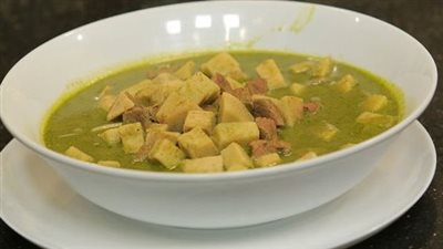 طريقة عمل القلقاس بالخضرة للست غالية.. 3 وصفات سريعة التحضير