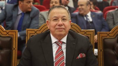 نقيب الأشراف: الرئيس السيسي أعاد لمنطقة الصعيد تاريخها الحضاري عبر افتتاح العديد من المشروعات