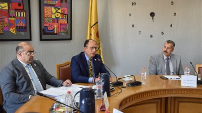 إعلان جامعة حلوان صديقة للبيئة وجامعة خضراء أكتوبر 2023