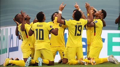 نتيجة مباراة قطر والإكوادور الشوط الأول.. سقوط أصحاب الأرض بهدفين نظيفين