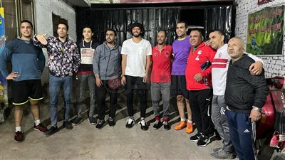 يشاهد مباراة السنغال معهم.. وصول محمد النني إلى مسقط رأسه بالمحلة لزيارة أسرته