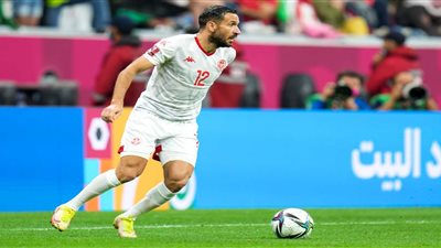 لاعبو الأهلي يدعمون معلول قبل مباراة تونس والدنمارك في مونديال 2022