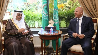 وزير النقل: عقد ورشة عمل بين مصر والسعودية للاطلاع على المشاريع القائمة 