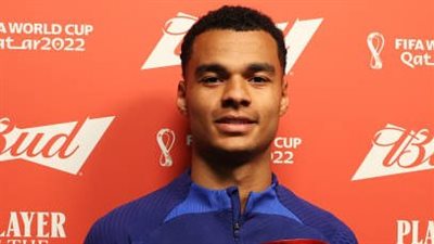 كودي جاكبو يحصد جائزة أفضل لاعب في مباراة السنغال وهولندا