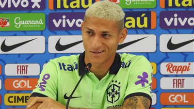 ريتشارليسون يدافع عن نيمار بعد الهجوم عليه.. ويؤكد: سنفوز بكأس العالم