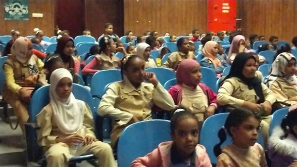 جانب من الأنشطة الثقافية