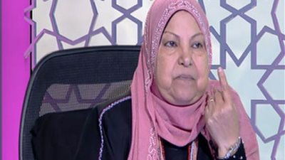 سعاد صالح: يجوز عقد الزواج بشهادة المرأة بدلًا من الرجال
