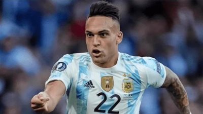 مارتنيز يعلق على هزيمة الأرجنتين من السعودية: خسرنا المباراة بسبب أخطائنا 