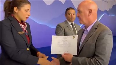 الأمم المتحدة تكرم 211 ضابطًا أمنوا مؤتمر المناخ | صور وفيديو 