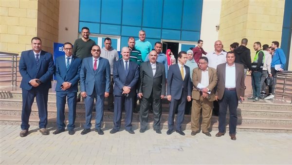 القوى العاملة ببني