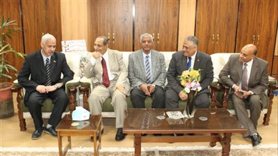 جامعة أسيوط تستقبل أعضاء لجنة قطاع العلوم الزراعية بـ الأعلى للجامعات