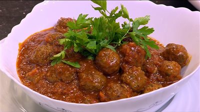 طريقة عمل الكفتة بالصلصة للشيف نجلاء