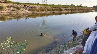كان بيلعب.. مصرع صبي سقط في مصرف زراعي بالفيوم