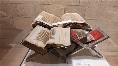 مطاعم ومقاهي عالمية متنوعة.. إقبال غير مسبوق على منطقة المربع بموسم الرياض | صور