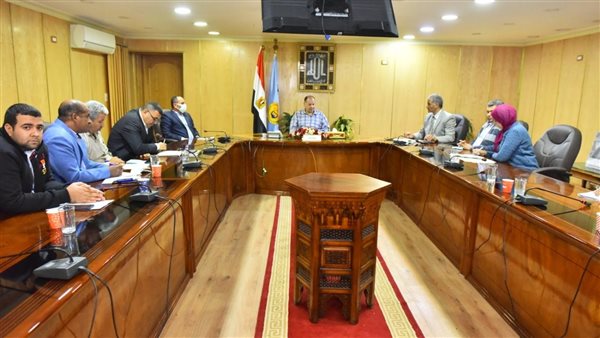 محافظ أسيوط 