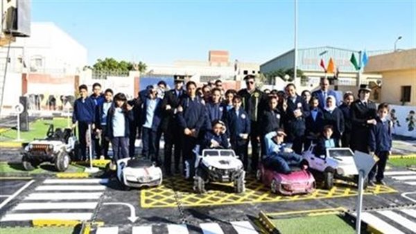 الداخلية تصطحب الأطفال