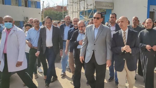 محافظ الشرقية ووكيل