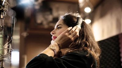 آمال ماهر تبدأ في تسجيل ألبوم جديد وتطرح أغنية “منه” في عيد الحب