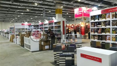 رئيس هيئة الكتاب: تشكيل لجنة سرية لاختيار جوائز معرض الكتاب (فيديو)