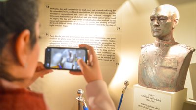 “الهجرة” تنظم زيارة لوفد شبابي من أبناء المصريين بالخارج إلى مكتبة الإسكندرية (صور)