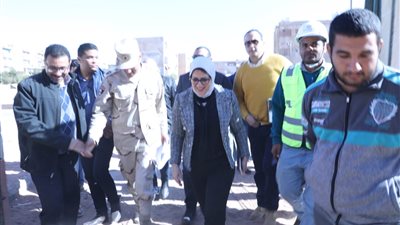 وزيرة الصحة تشدد على سرعة الانتهاء من أعمال التطوير بوحدة صحة أسرة “وادي تال”