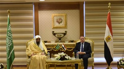 النائب العام يستكمل زياراته لنيابات مُدن قناة السويس برفقة نظيره السعودي
