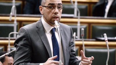 النائب محمد فؤاد يتقدم بطلب إحاطة لعدم قدرة النمو الاقتصادي على خلق فرص عمل