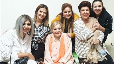 سامح الصريطي عن الحالة الصحية لـ”نادية لطفي”: أطلب من الجميع الدعاء لها