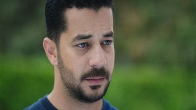 شريف سلامة ينتهي من تصوير فيلم “الغريب” مع إيمان العاصي