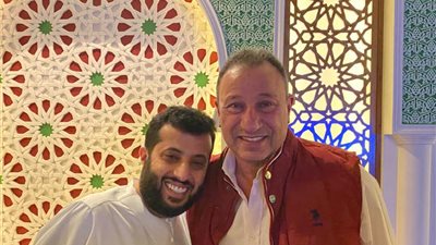 تركي آل الشيخ يصرف مكافآت إجادة للاعبي الأهلي.. تعرف على السبب